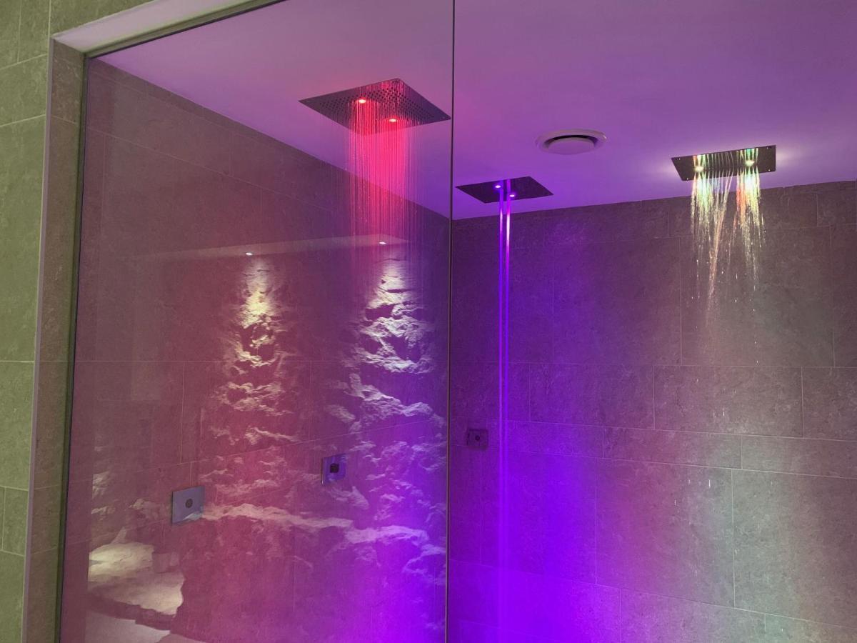 Spa & Wellness By Des Anglais " Accesso Spa Compreso" Санремо Экстерьер фото