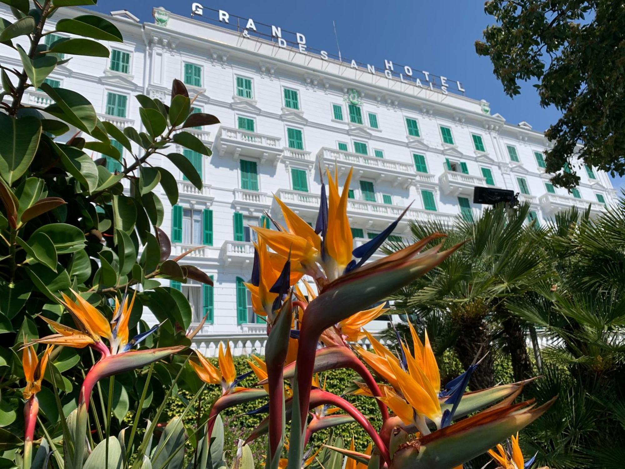Spa & Wellness By Des Anglais " Accesso Spa Compreso" Санремо Экстерьер фото